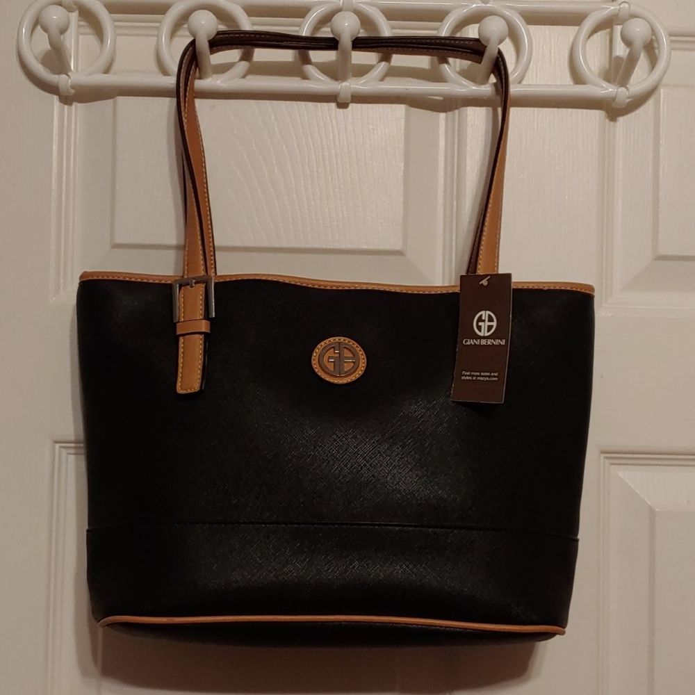 👜 Giani Bernini Bag
